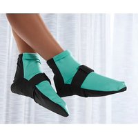 Notice Sharper Image HOT AND COLD PAIN RELIEVING GEL SOCKS Pain Therapy Device