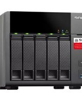Notice QNAP TS-563 Serveur