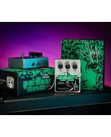 Notice Electro Harmonix ANDY SUMMERS WALKING ON THE MOON DJ Equipment