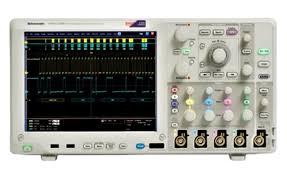 Notice TEKTRONIX DPO5204 Oscilloscope