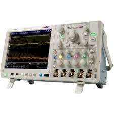 Notice TEKTRONIX MSO5054 Oscilloscope