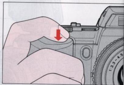 NIKON F401S - Mise au point auto avec l'illuminateur d'assistance AF - 7