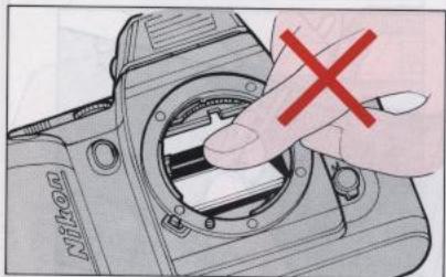 NIKON F401S - CONSEILS D'ENTRETIEN - 1