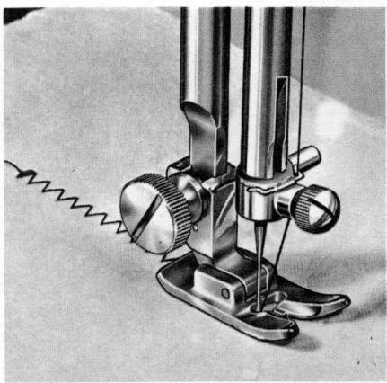 BORLETTI 1101 AUTOMATIQUE - Point zig-zag simple - 3