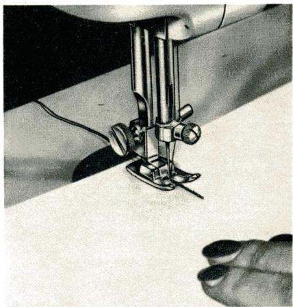 BORLETTI 1101 AUTOMATIQUE - 3/A Couture droite. - 3