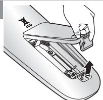 SAMSUNG SR8849 NAVIBOT - - De batterijen in de afstandsbediening plaatsen - 1
