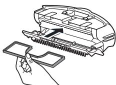 SAMSUNG SR8849 NAVIBOT - En primer lugar, vacie el contentedor del polvo antes de limpiarlo. - 7