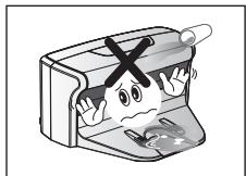 SAMSUNG VCR8950L3B - Asegúrese de que no haya ningún resto de liquidos en la estación dearga. - 1