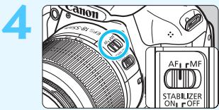 CANON EOS 1100D - Montez l'objectif. - 1