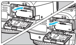 CANON EOS 1200D - Retrait de la batterie et de la carte - 3