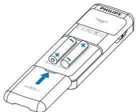 PHILIPS LFH0648 SCB1240NB - Insertion des piles - 2