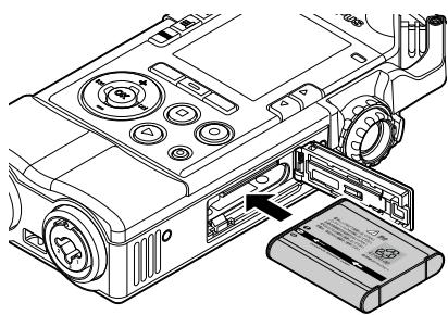 OLYMPUS LS-12 - Insertion de la batterie - 2