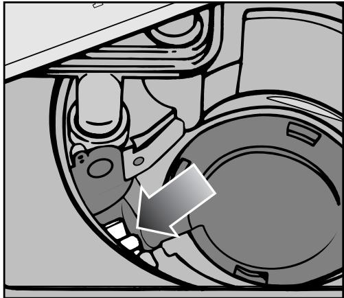 MIELE G 4922 EXTRA CLEAN - Nettoyage de la pompe de vidange et du clapet anti-retour - 2