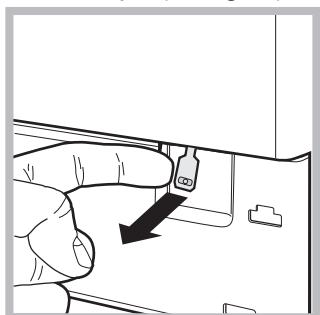 INDESIT XWDE751680XKFR - Opening the porthole door manually - 3