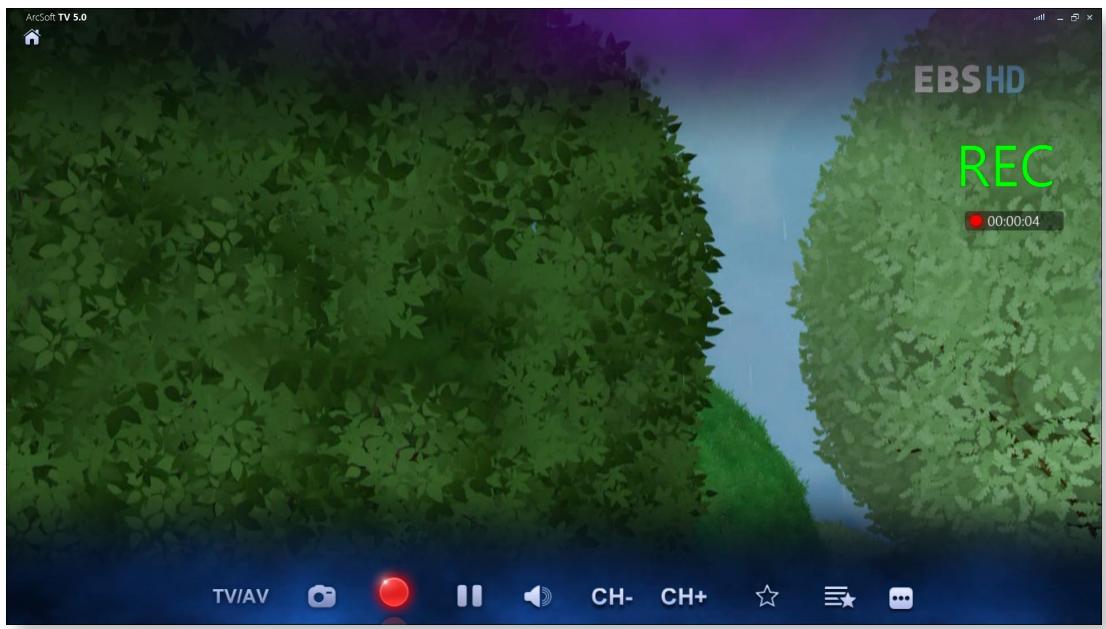 SAMSUNG DP700A7D-S02FR - Enregistrement du programme en cours de diffusion - 1