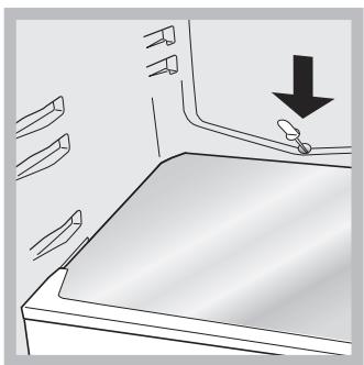 INDESIT CAA55 - Sbrinare il vano frigorifero - 1