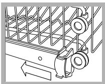 HOTPOINT-ARISTON LDF12314EEU - Adjusting the height of the upper rack - 1