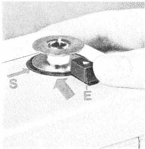 PFAFF 1222 - Before you start winding the bobbin - 7