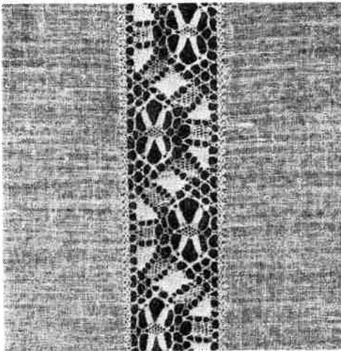 PFAFF 1222 - Inserting lace - 5