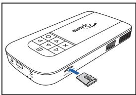 OPTOMA PK120 - INSÉREZ LA CARTE MICROSD - 1