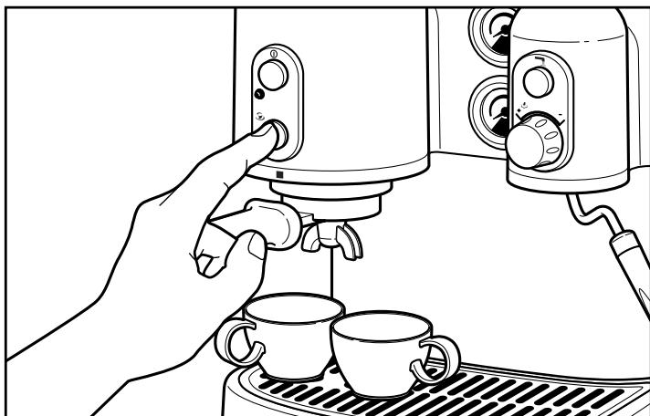 KITCHENAID 5KES2102 EMS - Infusion d'un espresso - 5