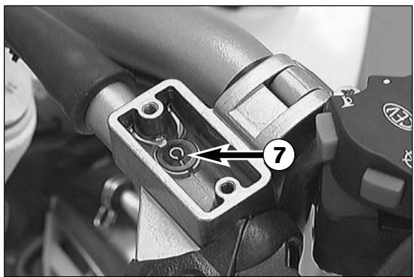 KTM 525 EXC - Purge de l'embrayage hydraulique - 1