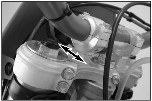 KTM 525 EXC - Remplacement des ressorts de fourche - 1