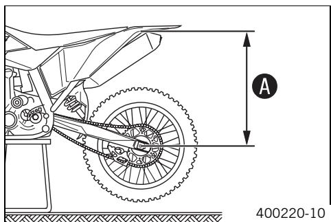 KTM 530 XC-W ZA - Déterminer l'enrouement à vide de la roue arrière - 1