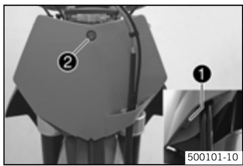 KTM 530 XCR-W ZA - Dépose de la plaque frontale (XCR-W USA) - 1