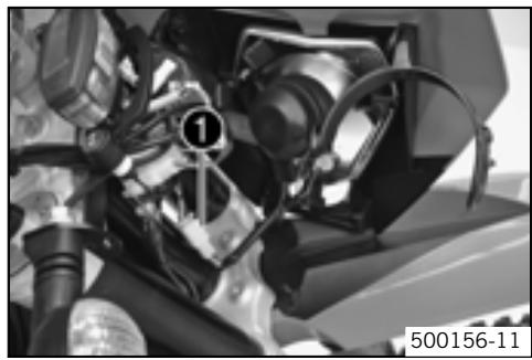 KTM 530 XCR-W ZA - Pose du masque de phare et du phare (EXC-R EU, EXC-R AUS/UK, EXC-R SIX DAYS, EXC-R USA, XCR-W ZA) - 1