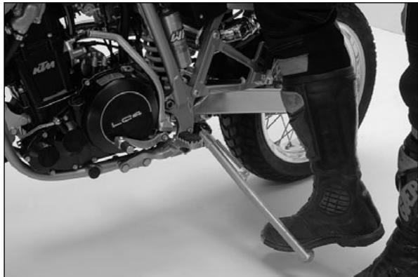 KTM 640 LC4 - Arrêt et béquillage - 2