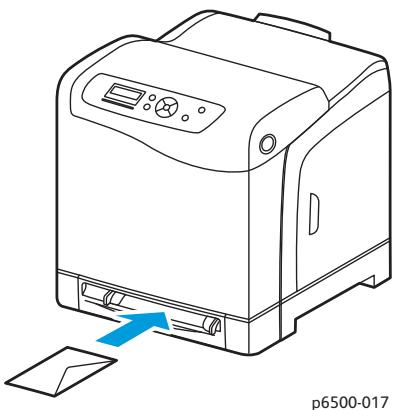 XEROX PHASER 6500 - Impression d'enveloppés à partir de la fente d'alimentation manuelle - 1