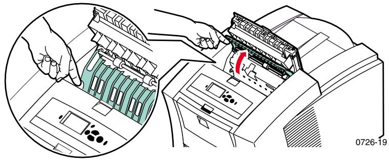 XEROX PHASER 8200 - Nettoyage du guide de déverrouillage rapide - 2