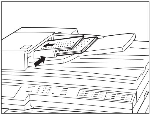XEROX WORKCENTRE PRO 423 DIGITAL COPIER - Chargement de documents - 1