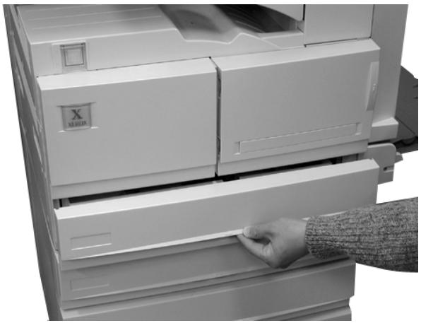 XEROX WORKCENTRE PRO 421E - Chargement des magasins - 1