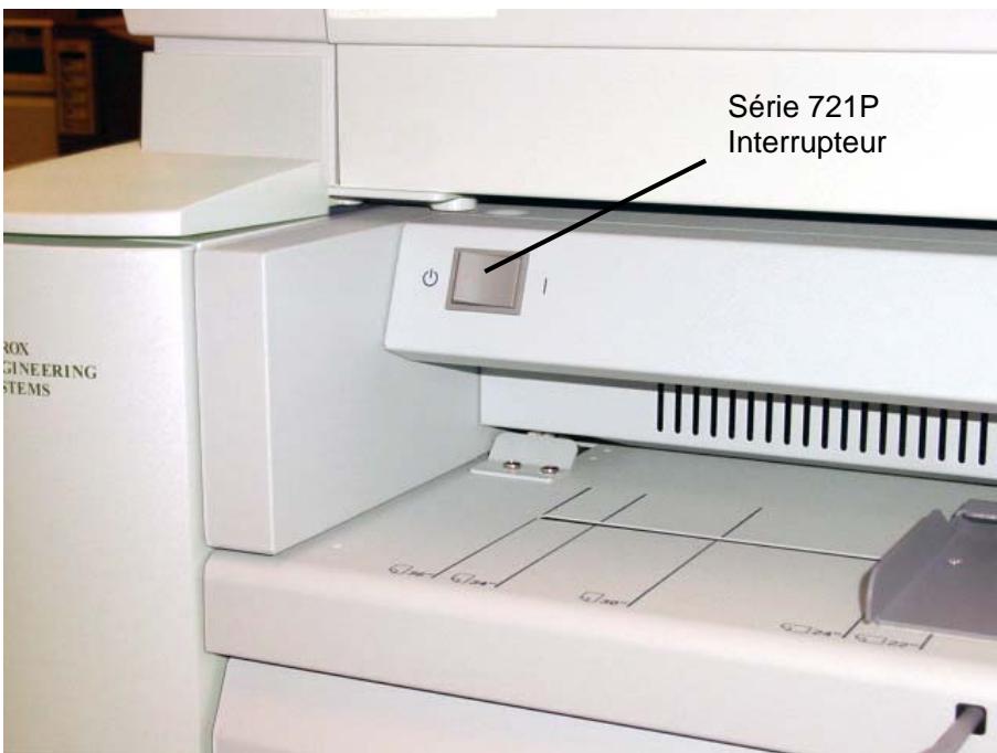 XEROX 6030 - Mise sous tension de l'imprimante et du contrôleur (PUN, YKE, YKE-N, FRX et LVX) - 3