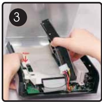 PEEKTON PEEKBOX 4 MKII - Installation du disque dur - 1