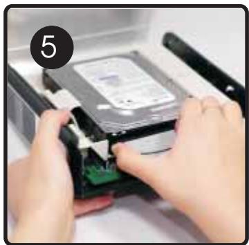 PEEKTON PEEKBOX 4 MKII - Installation du disque dur - 3
