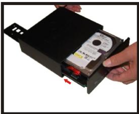 PEEKTON PEEKBOX 44 - Installation du disque dur - 15