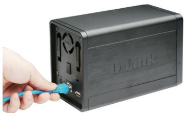 D-LINK DNS-722-4 - Connect the Ethernet Cable - 1