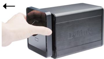 D-LINK DNS-726-4 - Installazione dell'unità disco fisso - 3
