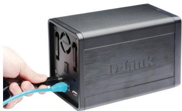 D-LINK DNS-726-4 - Collegamento dell'alimentatore esterno - 1