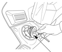 DAELIM 125 S2 - RAVITAILLEMENT EN CARBURANT - 1