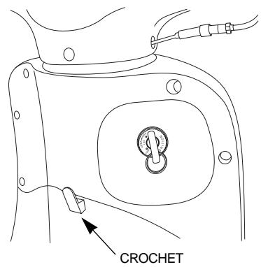 DAELIM SC125 - CROCHET POUR SAC - 1