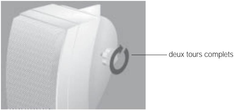 BOSE 251 ENVIRONMENTAL - Fixation des enceintes aux supports - 1