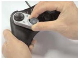 SAITEK CYBORG RUMBLE PAD - Die Position von D-Pad und linkem Stick vertauschen - 2
