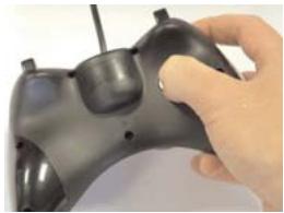 SAITEK CYBORG RUMBLE PAD - Die Position von D-Pad und linkem Stick vertauschen - 1