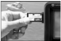 NAVMAN TRACKER 950 - Pour retiree une carte - 2