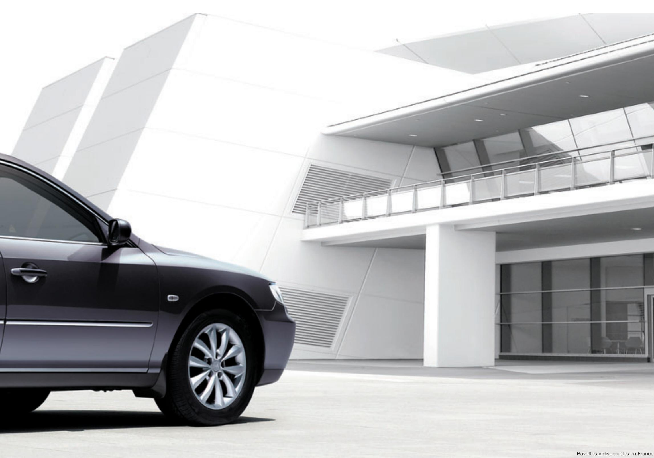 HYUNDAI AZERA - Charismatiquequelque soit l'angle. - 2