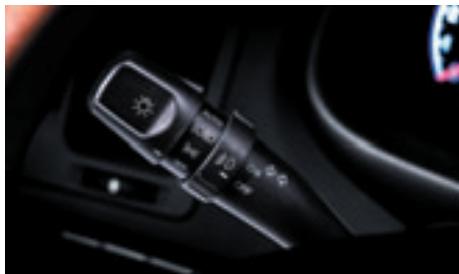 HYUNDAI AZERA - Rétroviseur interieur jour/nuit automatique - 1